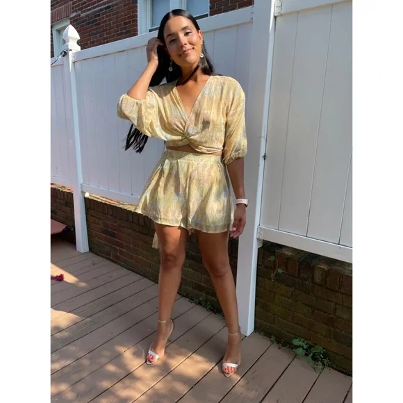 Pink Ripple Short Set! - Picture 1 of 10